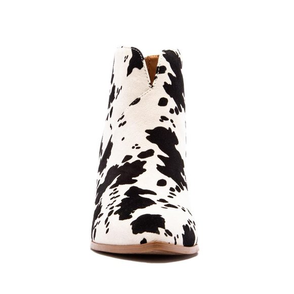 SALE! Black Cow Print Western Ankle Boots - Picture 6 of 12